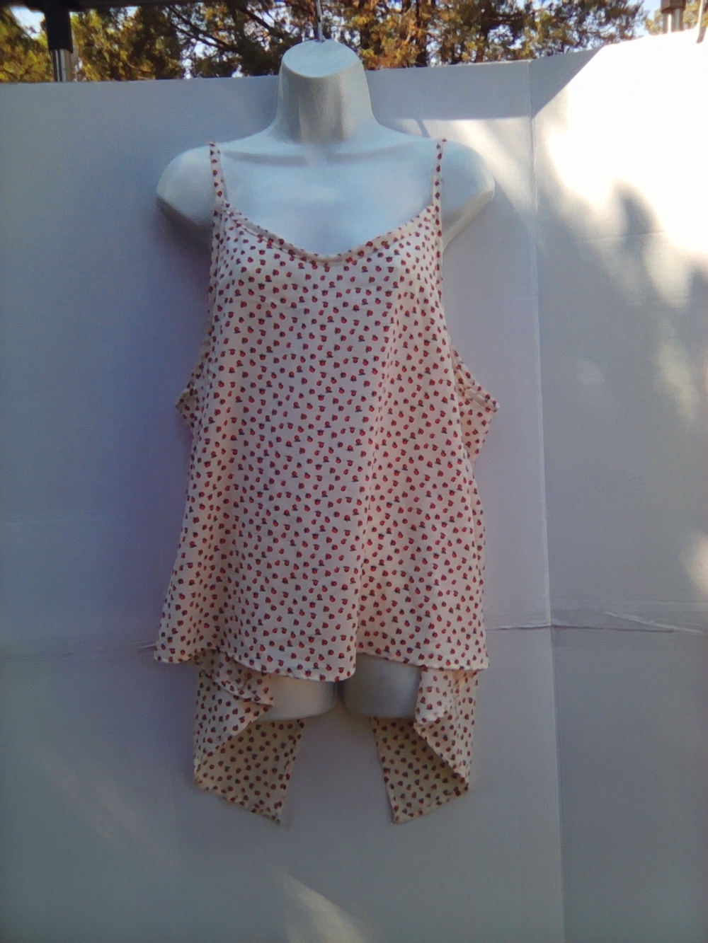 Cream Floral Print Spaghetti-Strap High-Low Tank Top
